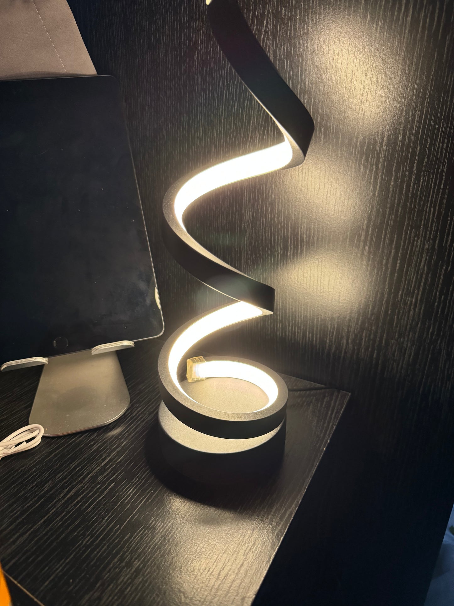 Modern minimalist spiral desk lamp